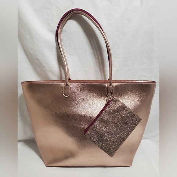 Bath & Body Works Tote with Pouch - Picture 3 of 12